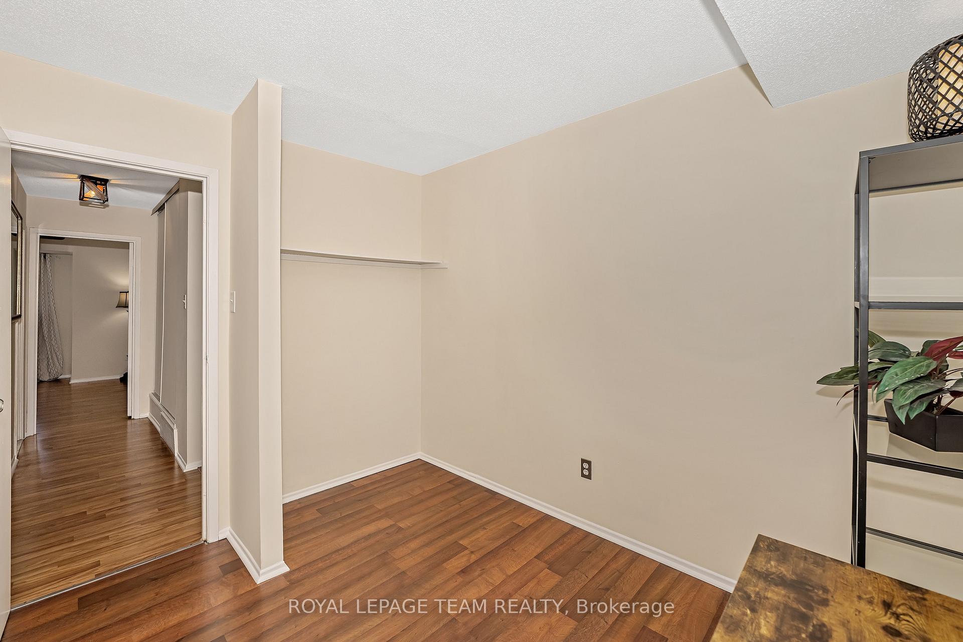 Photo 27 of 1844 Stonehenge Crescent, Ottawa, Pineview — HOMEH