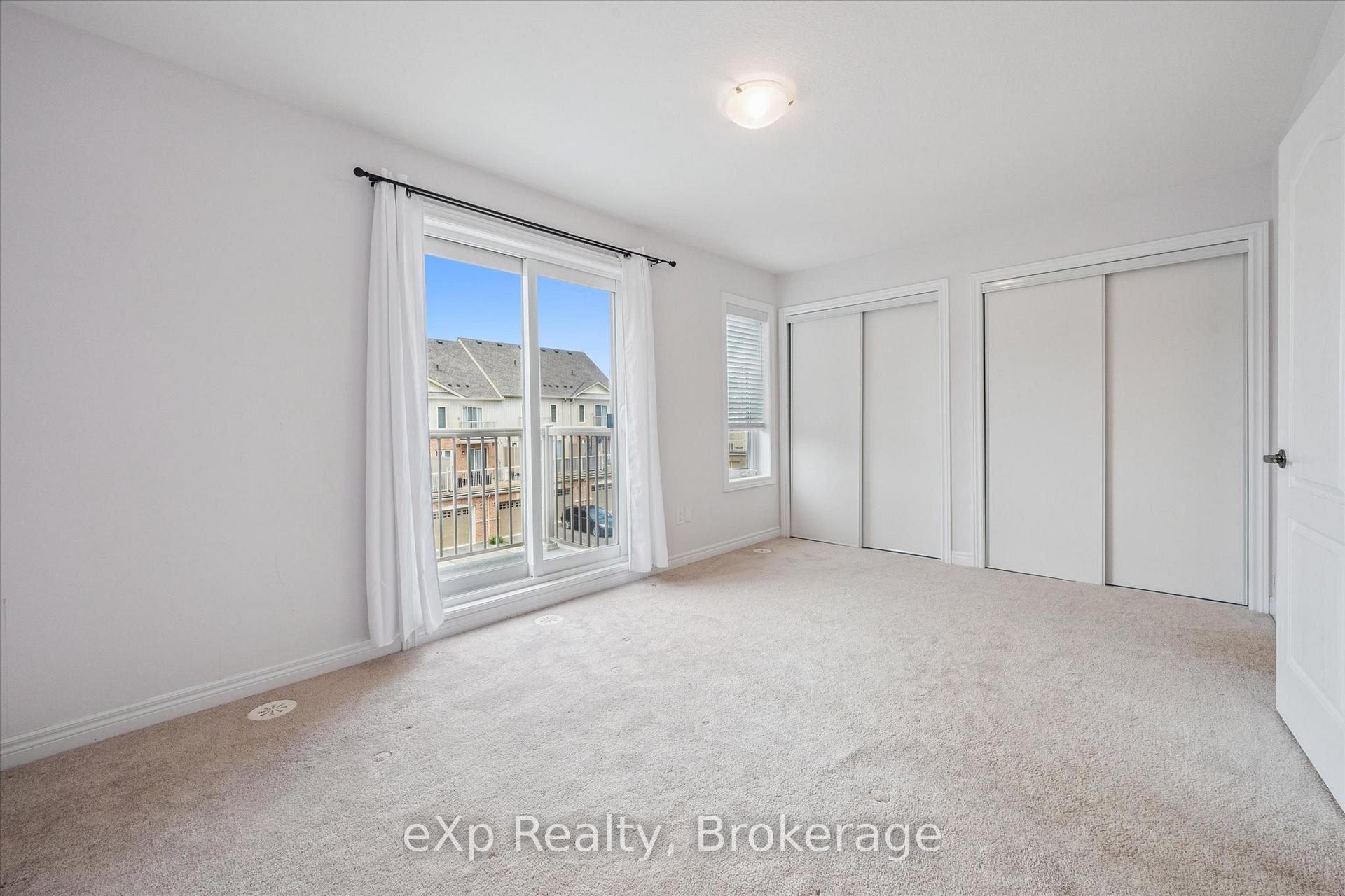 Photo 14 of Unit 4, 124 Watson Parkway N, Guelph, Grange Road — HOMEH