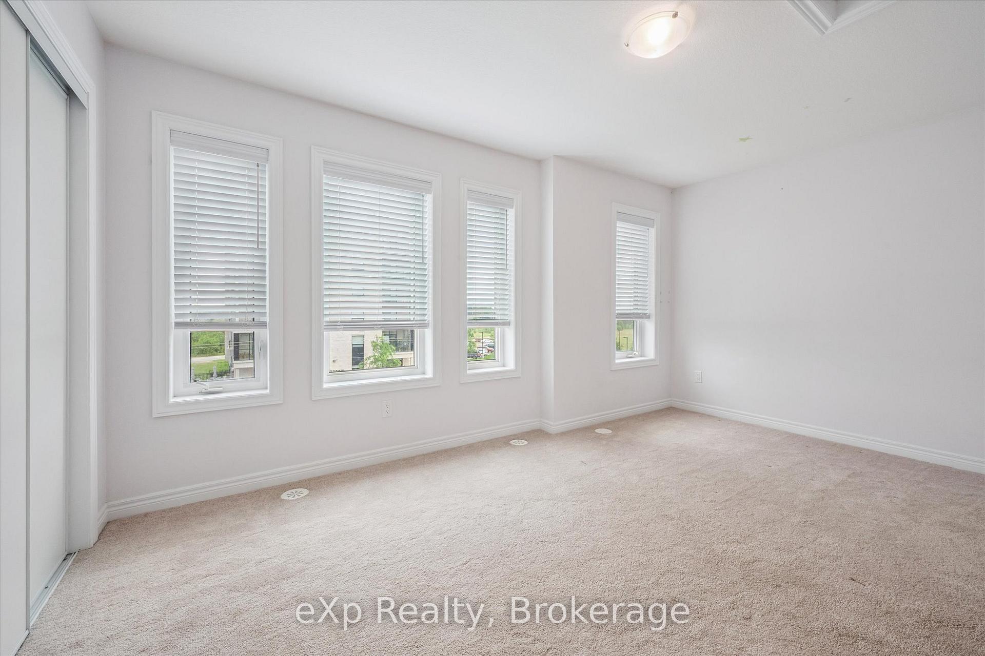 Photo 18 of Unit 4, 124 Watson Parkway N, Guelph, Grange Road — HOMEH