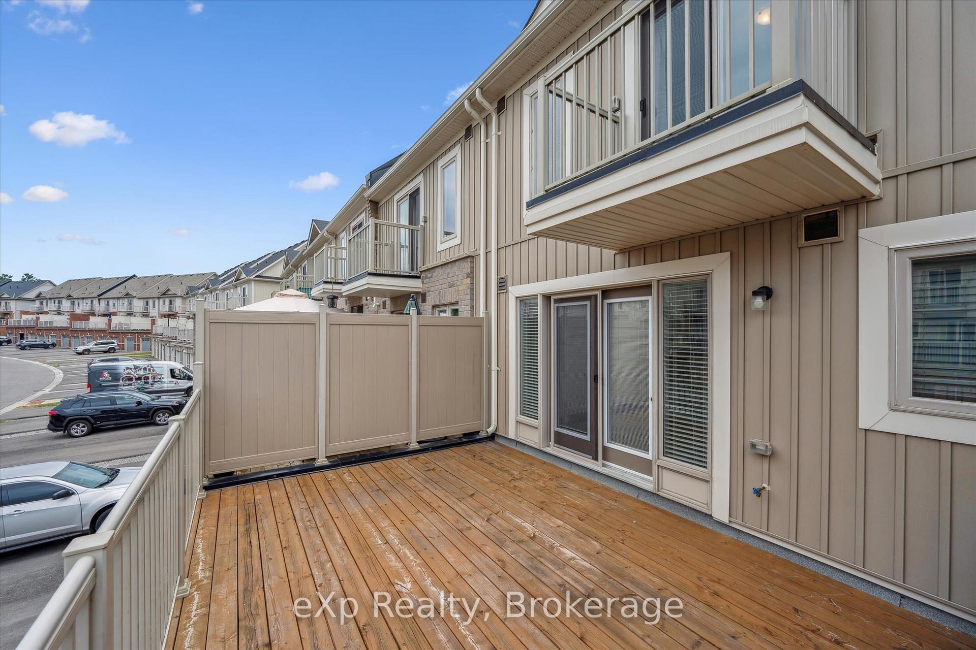 Photo 24 of Unit 4, 124 Watson Parkway N, Guelph, Grange Road — HOMEH