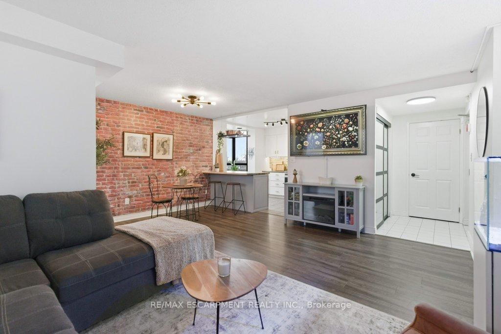 Photo 8 of Unit 701, 432 Main Street, Hamilton, Stinson — HOMEH