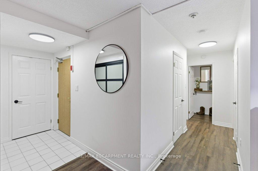 Photo 15 of Unit 701, 432 Main Street, Hamilton, Stinson — HOMEH