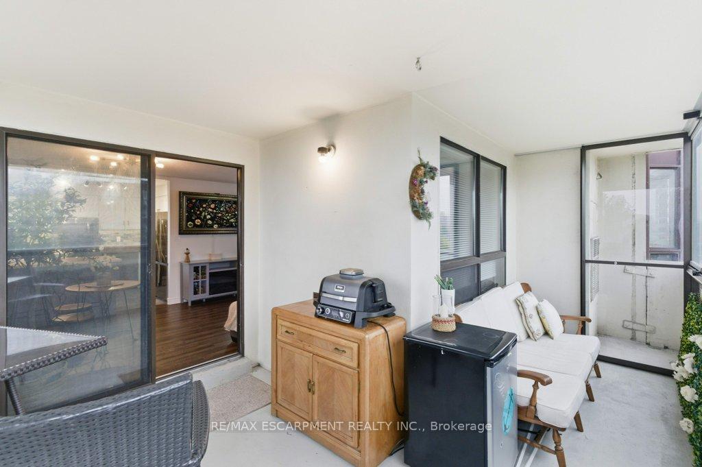 Photo 25 of Unit 701, 432 Main Street, Hamilton, Stinson — HOMEH