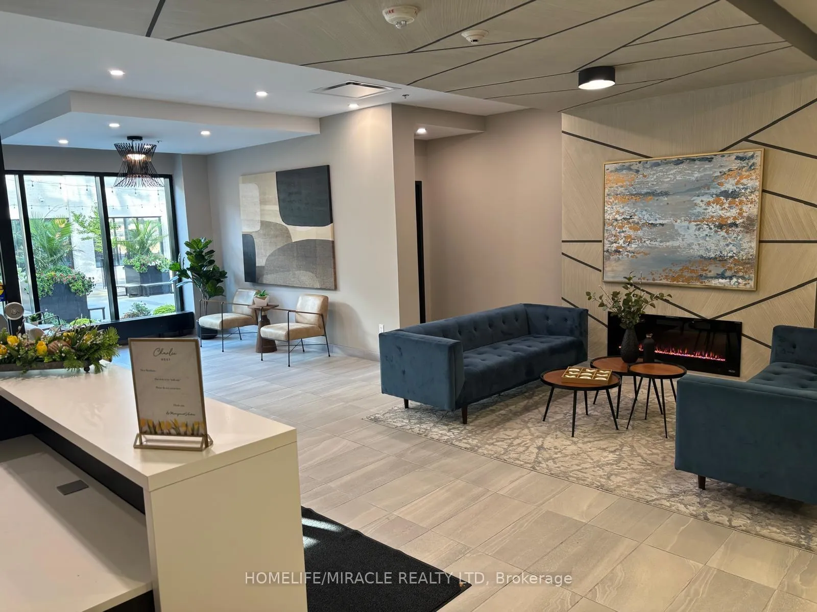 Photo 3 of Unit 1001, 60 Charles Street, Kitchener, City Commercial Core — HOMEH