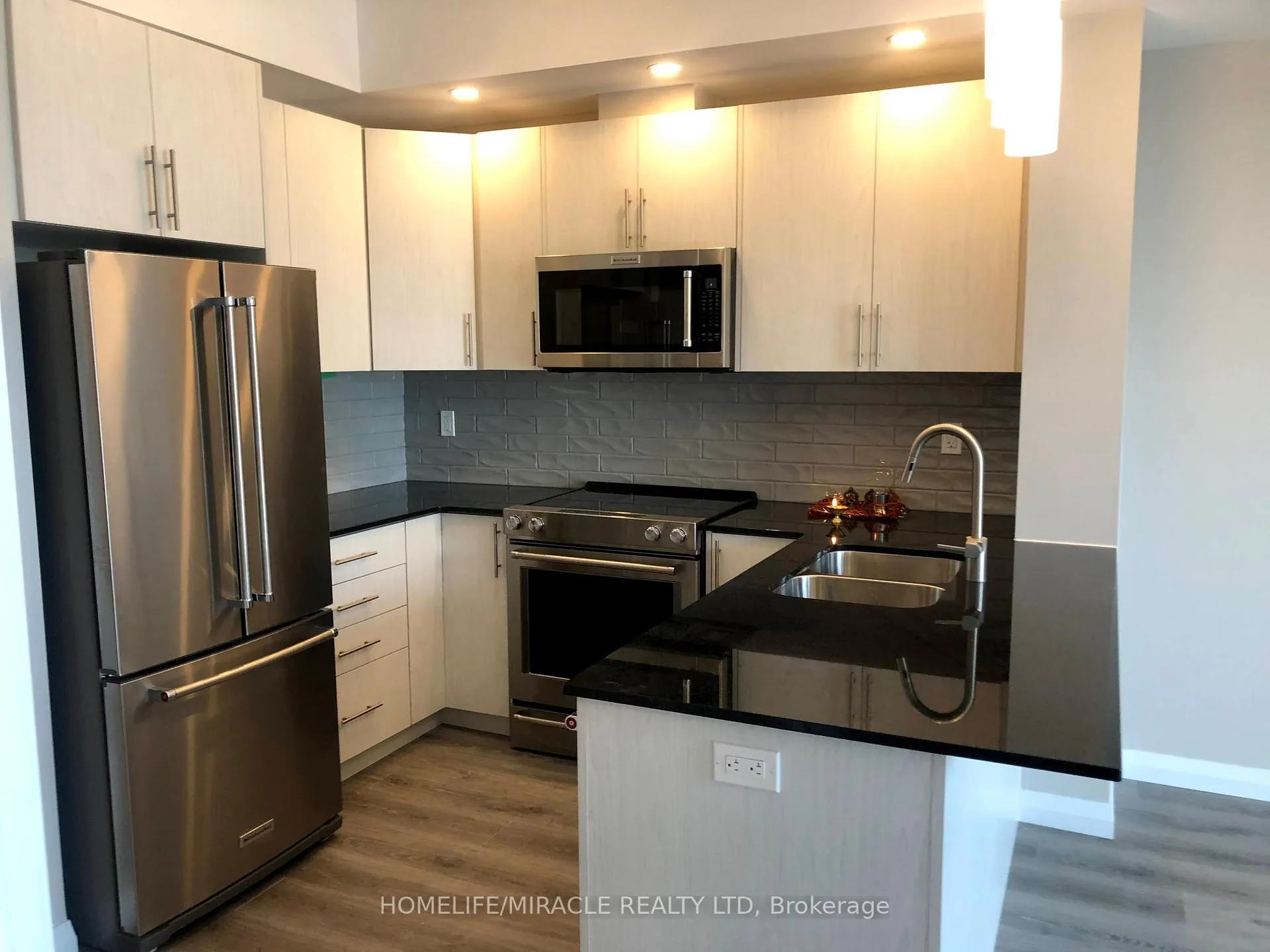 Photo 22 of Unit 1001, 60 Charles Street, Kitchener, City Commercial Core — HOMEH