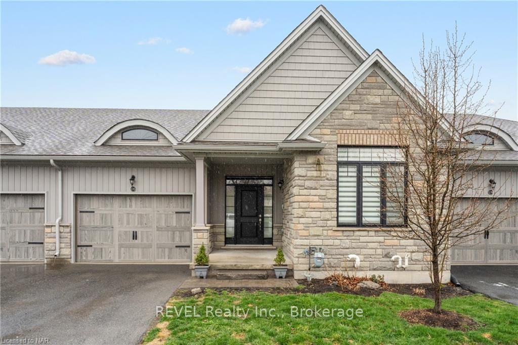 Photo 2 of 135 Borden Trail, Welland, Prince Charles — HOMEH