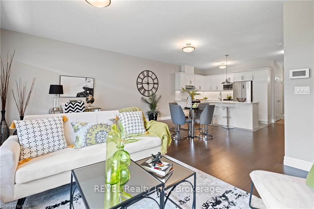 Photo 18 of 135 Borden Trail, Welland, Prince Charles — HOMEH
