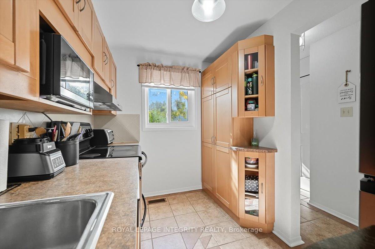 Photo 4 of 6420 Bilberry Drive, Ottawa, Orleans Wood — HOMEH
