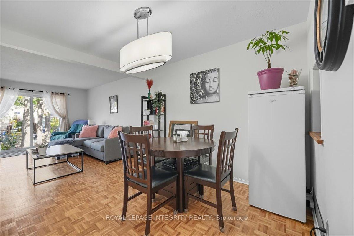Photo 7 of 6420 Bilberry Drive, Ottawa, Orleans Wood — HOMEH