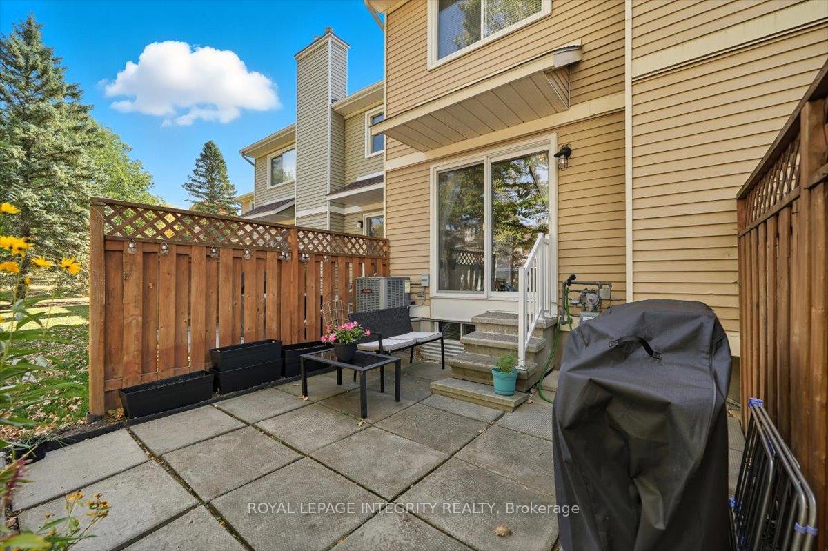 Photo 25 of 6420 Bilberry Drive, Ottawa, Orleans Wood — HOMEH