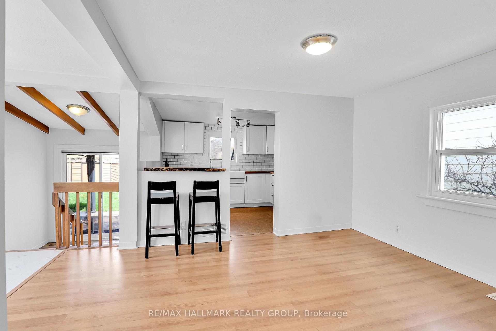 Photo 16 of 1241 Emperor Avenue, Ottawa, Carlington — HOMEH