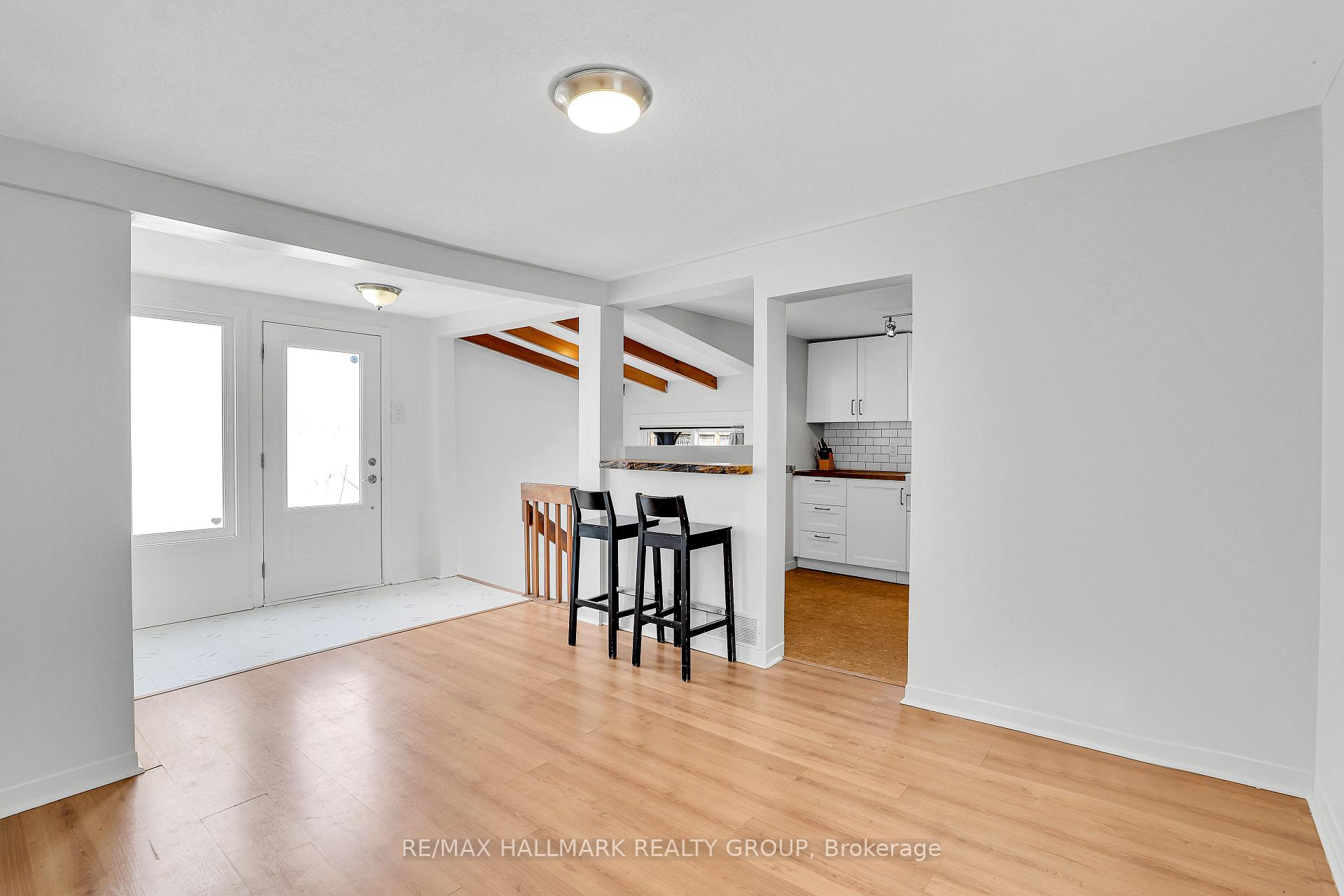 Photo 19 of 1241 Emperor Avenue, Ottawa, Carlington — HOMEH