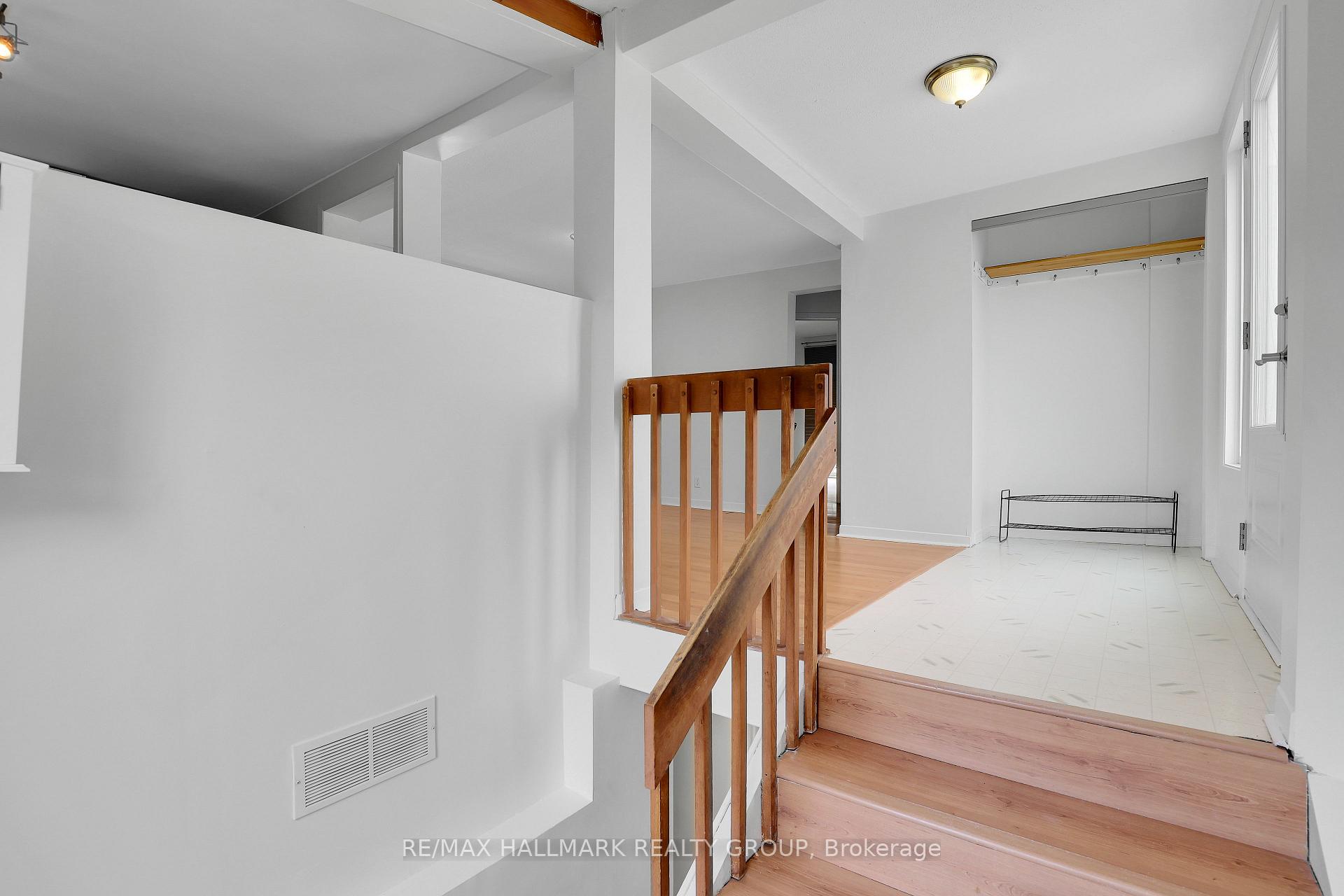 Photo 20 of 1241 Emperor Avenue, Ottawa, Carlington — HOMEH