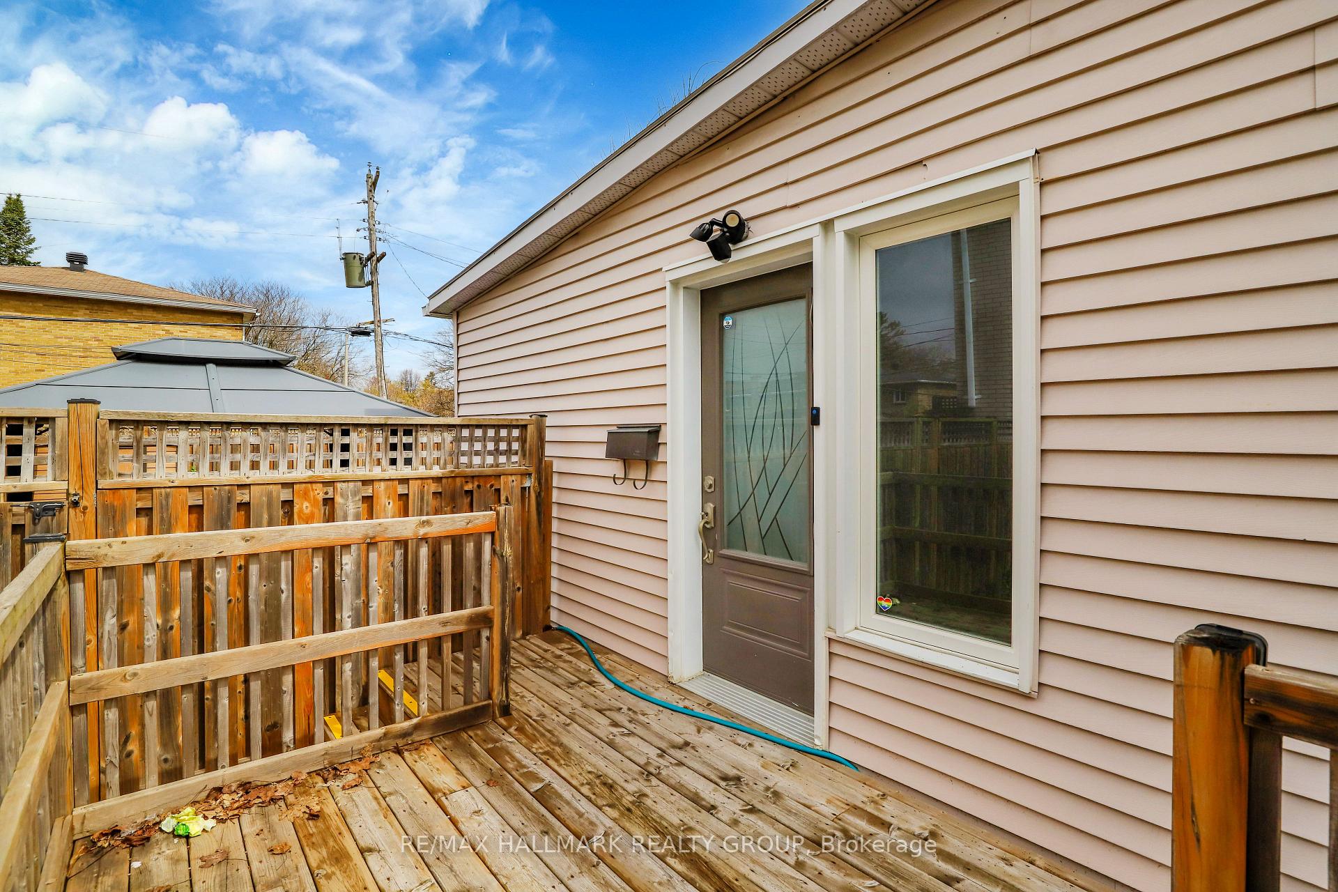 Photo 21 of 1241 Emperor Avenue, Ottawa, Carlington — HOMEH