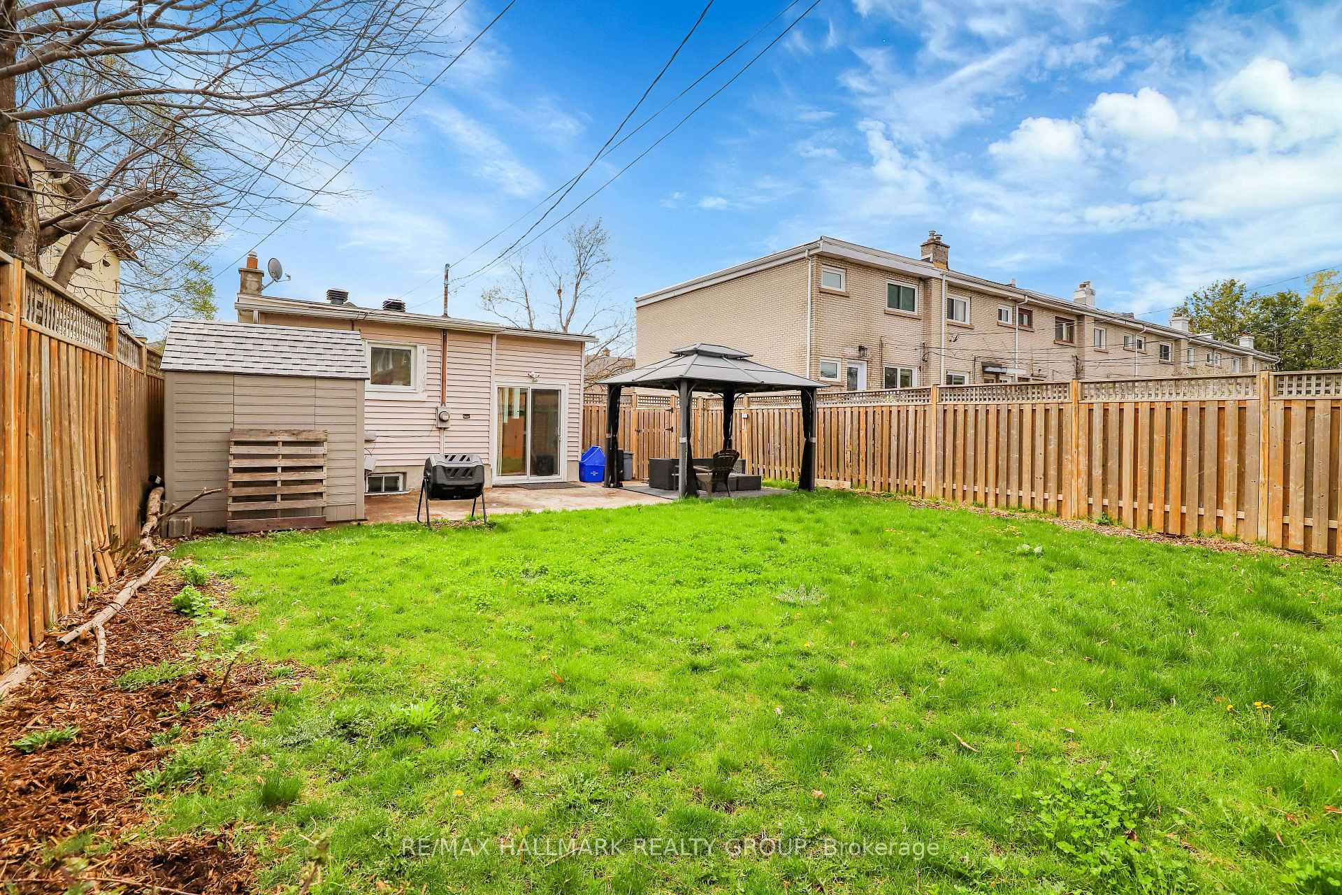 Photo 27 of 1241 Emperor Avenue, Ottawa, Carlington — HOMEH