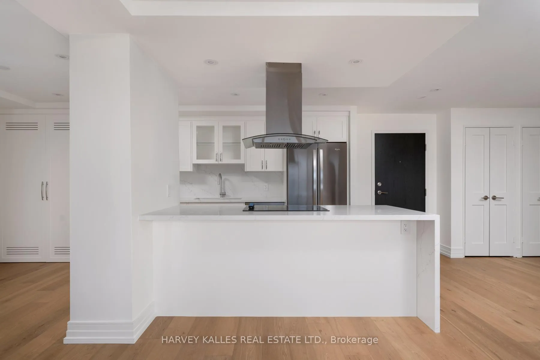 Photo 5 of Unit 1111, 3000 Bathurst Street, Toronto, Englemount-Lawrence — HOMEH