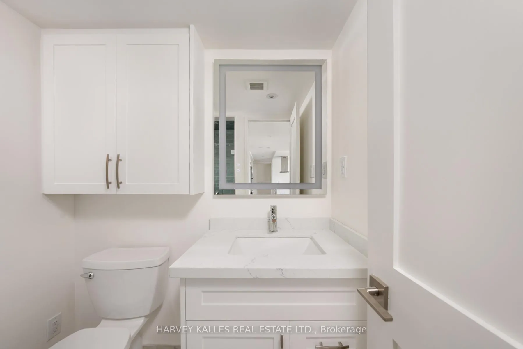 Photo 16 of Unit 1111, 3000 Bathurst Street, Toronto, Englemount-Lawrence — HOMEH