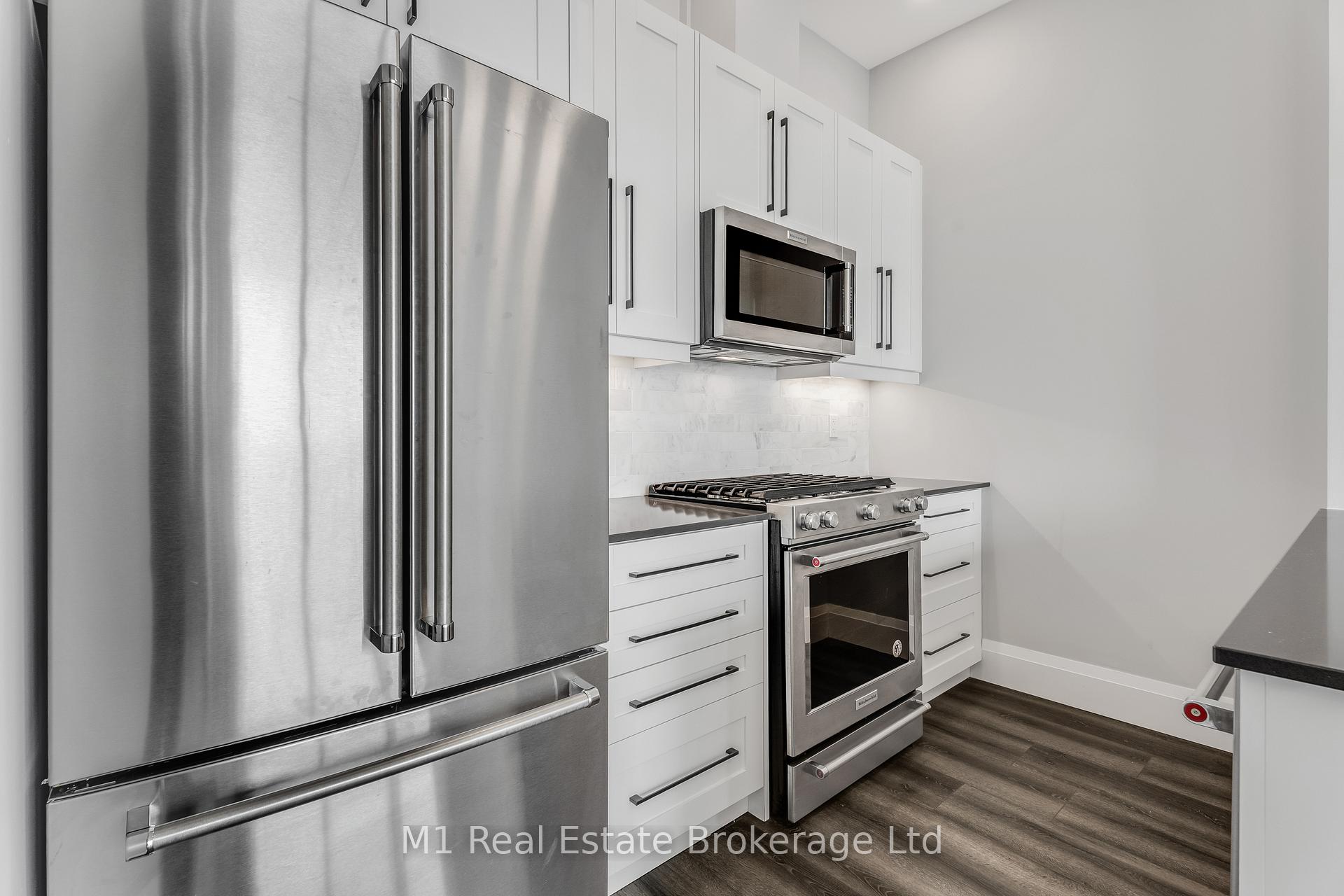 Photo 18 of Unit 3001, 60 Charles Street W, Kitchener — HOMEH