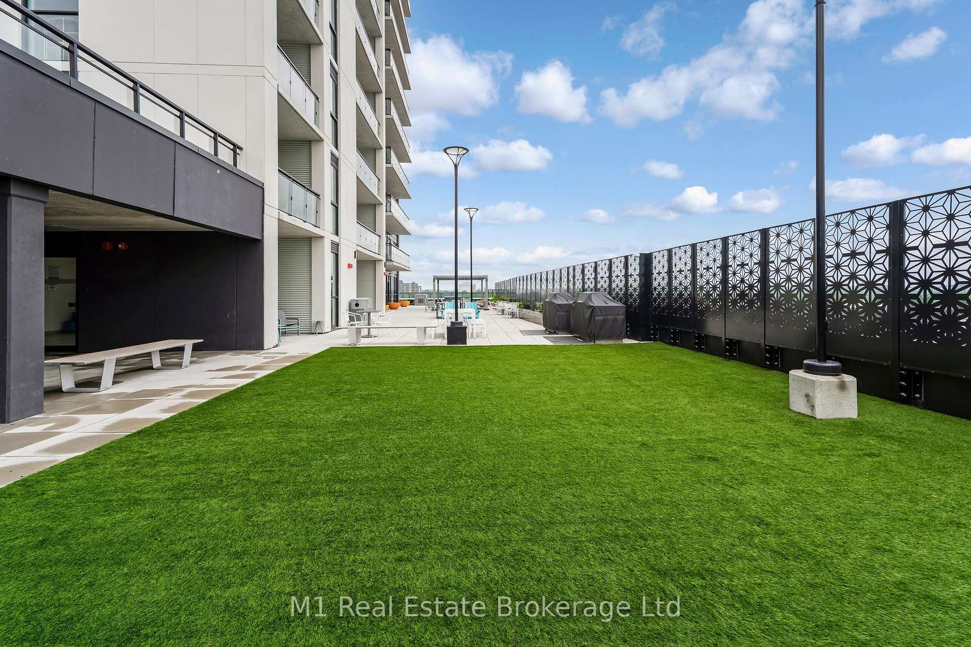 Photo 34 of Unit 3001, 60 Charles Street W, Kitchener — HOMEH