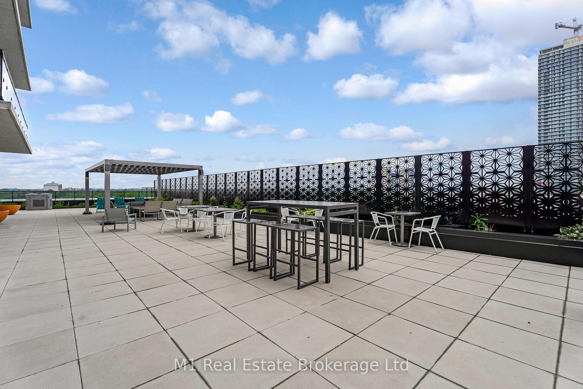 Photo 35 of Unit 3001, 60 Charles Street W, Kitchener — HOMEH