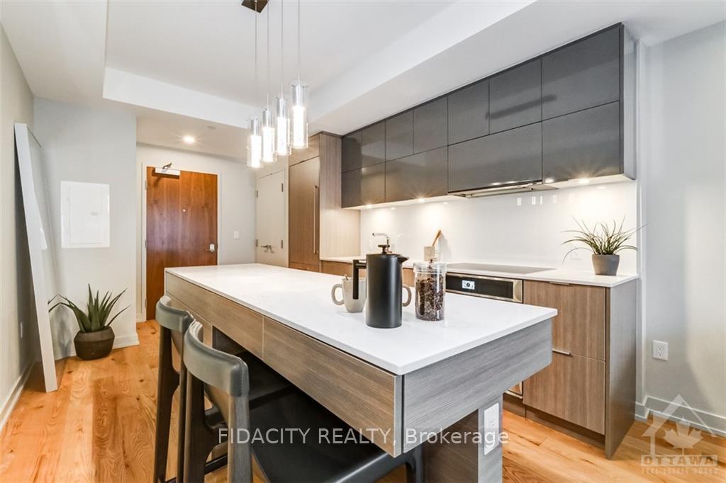 Photo 4 of Unit 1407, 101 Queen Street, Ottawa, Ottawa Centre — HOMEH