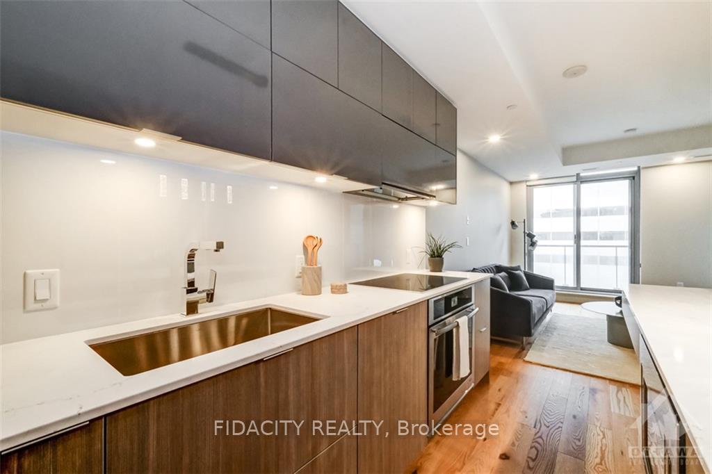 Photo 6 of Unit 1407, 101 Queen Street, Ottawa, Ottawa Centre — HOMEH