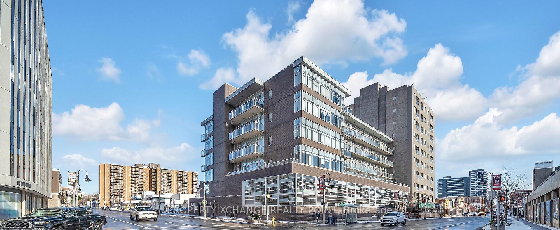 Front of Unit 313, 44 Bond Street W