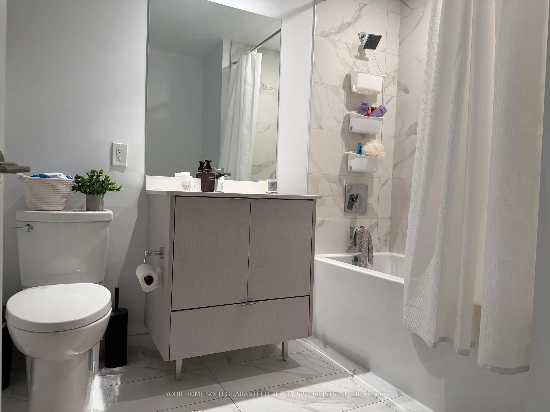 Photo 8 of Unit 1205, 1928 Lakeshore Boulevard W, Toronto, High Park-Swansea — HOMEH