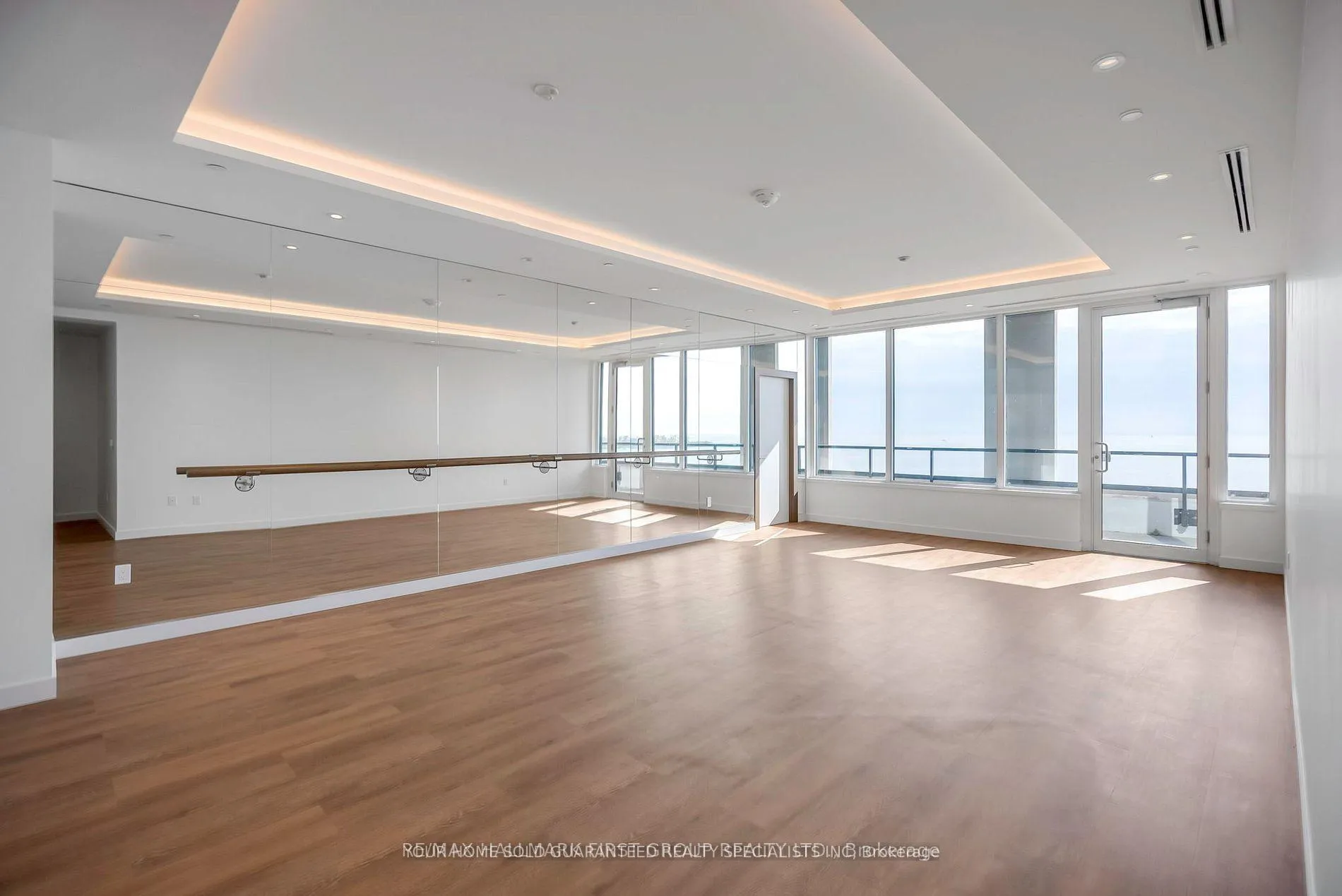 Photo 12 of Unit 1205, 1928 Lakeshore Boulevard W, Toronto, High Park-Swansea — HOMEH