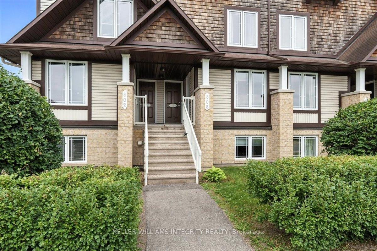 Photo 2 of 808 Lakeridge Drive, Ottawa, Avalon East — HOMEH