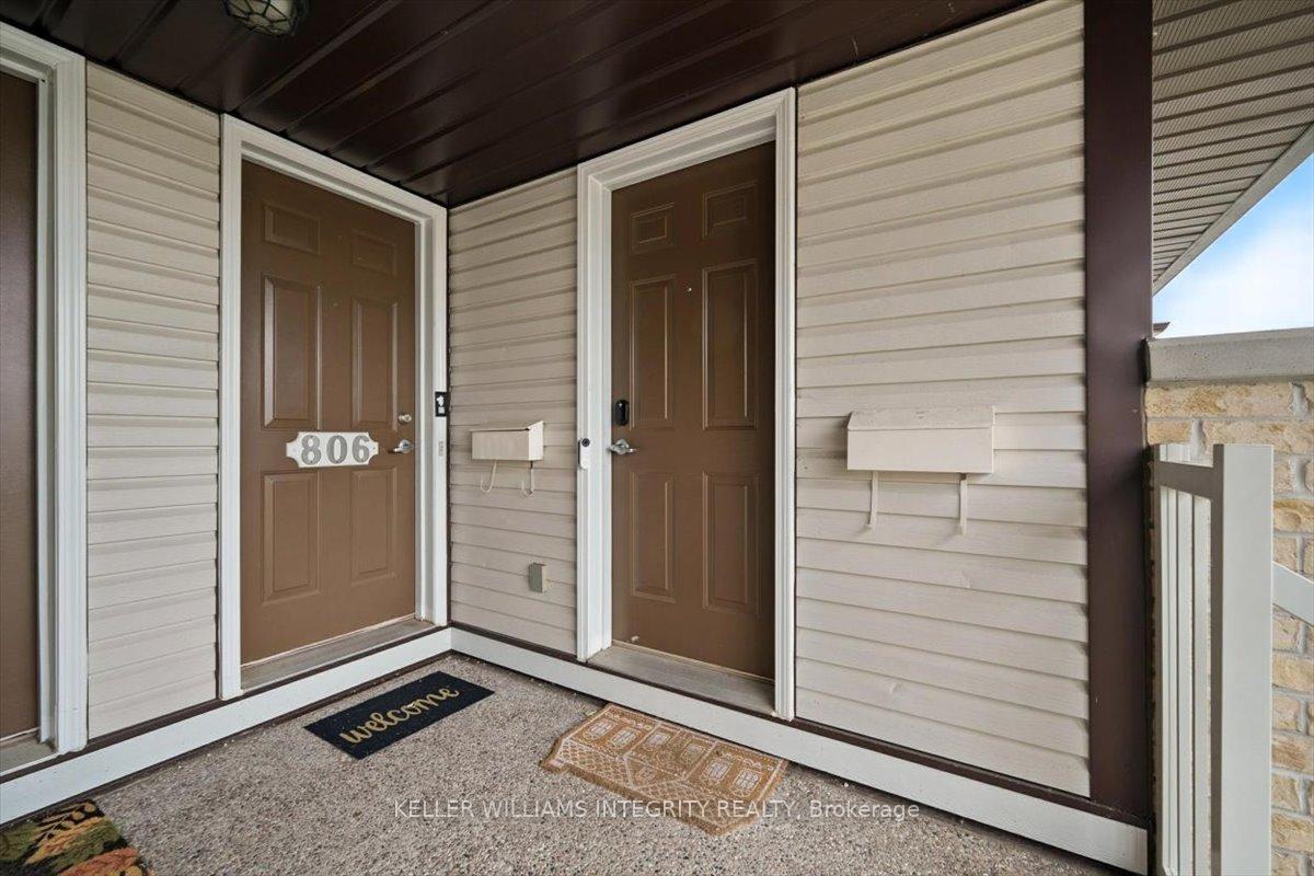 Photo 3 of 808 Lakeridge Drive, Ottawa, Avalon East — HOMEH
