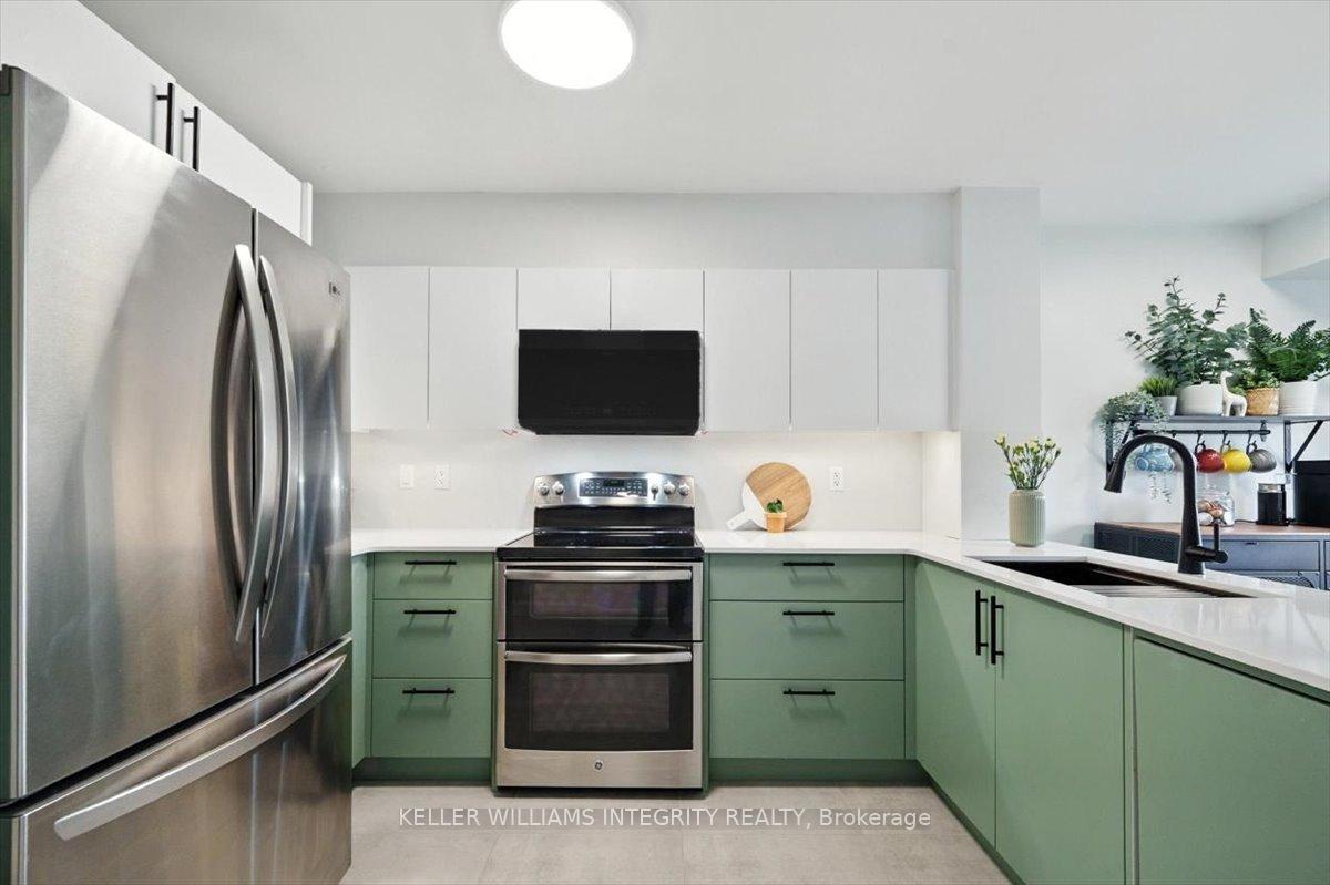 Photo 8 of 808 Lakeridge Drive, Ottawa, Avalon East — HOMEH