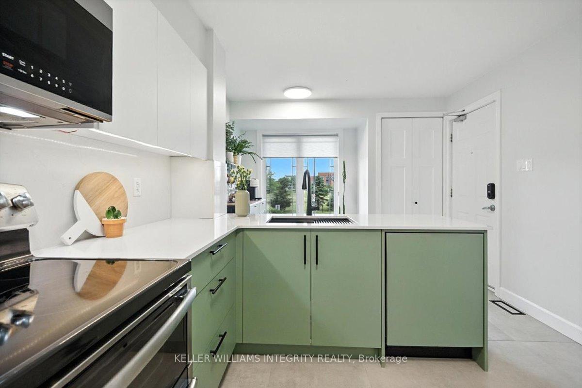 Photo 9 of 808 Lakeridge Drive, Ottawa, Avalon East — HOMEH