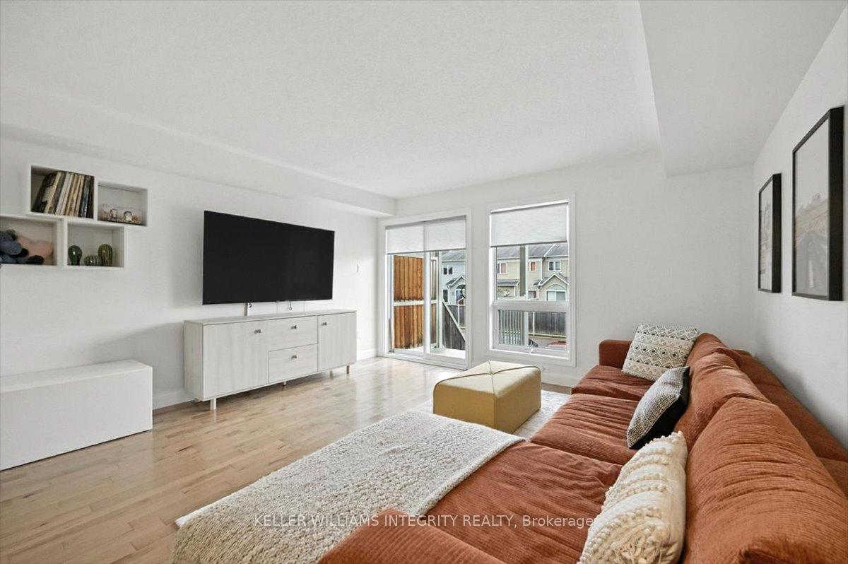 Photo 14 of 808 Lakeridge Drive, Ottawa, Avalon East — HOMEH
