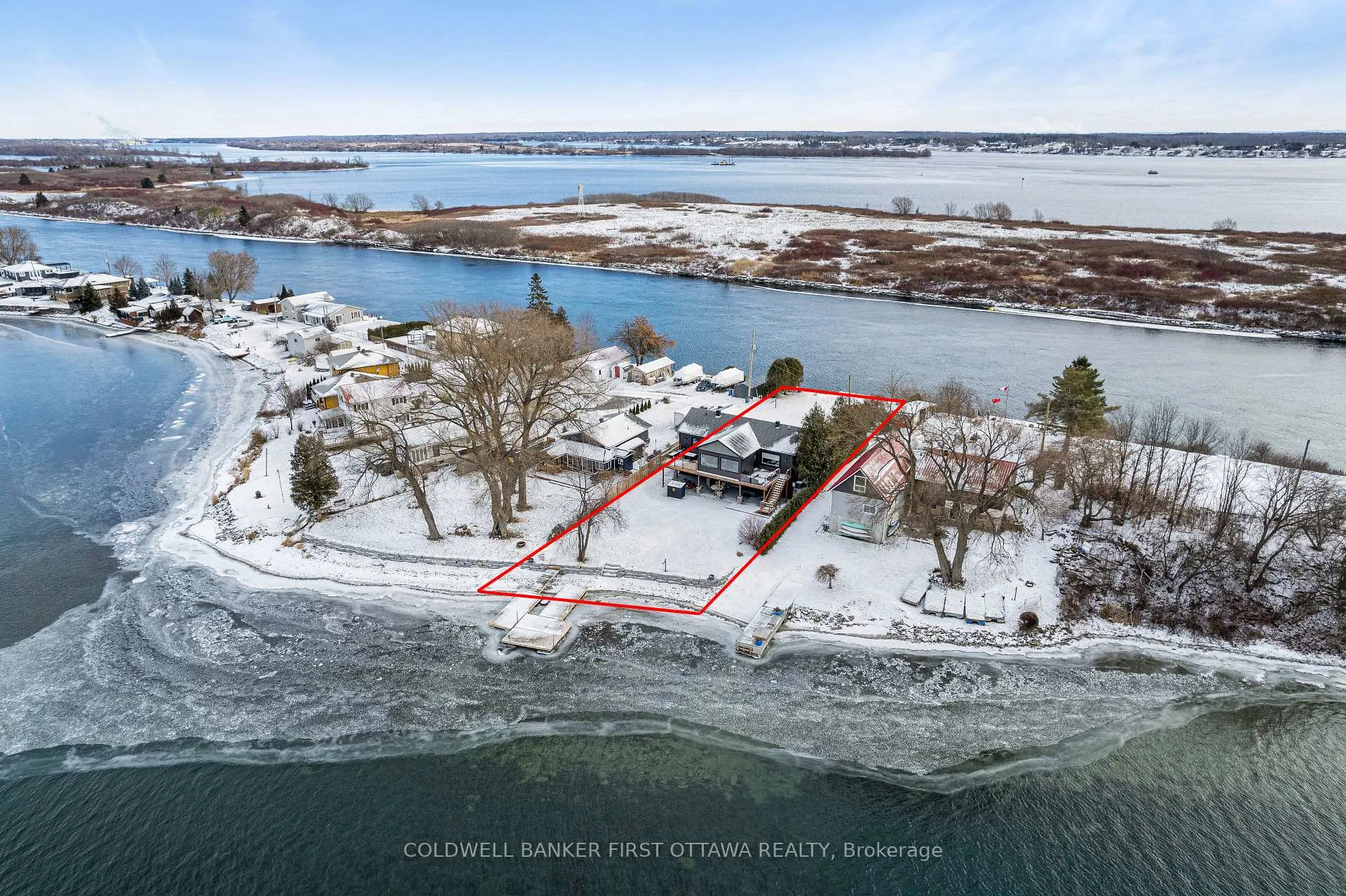 Photo 3 of 38 Tuttle Point Road, Edwardsburgh/Cardinal, Edwardsburgh/Cardinal Twp — HOMEH