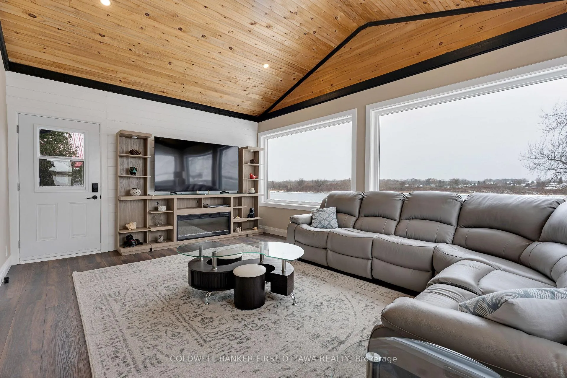 Photo 20 of 38 Tuttle Point Road, Edwardsburgh/Cardinal, Edwardsburgh/Cardinal Twp — HOMEH