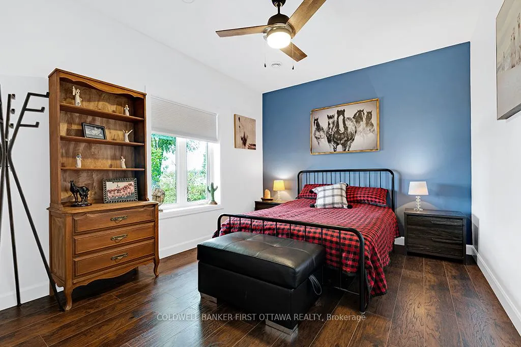Photo 30 of 38 Tuttle Point Road, Edwardsburgh/Cardinal, Edwardsburgh/Cardinal Twp — HOMEH