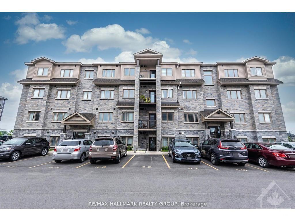 Front of Unit 10, 340 Tribeca Private