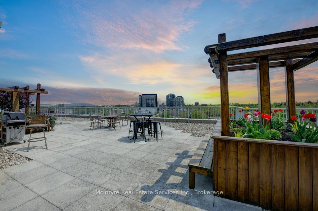Photo 5 of Unit 105, 5 Father David Bauer Drive, Waterloo — HOMEH