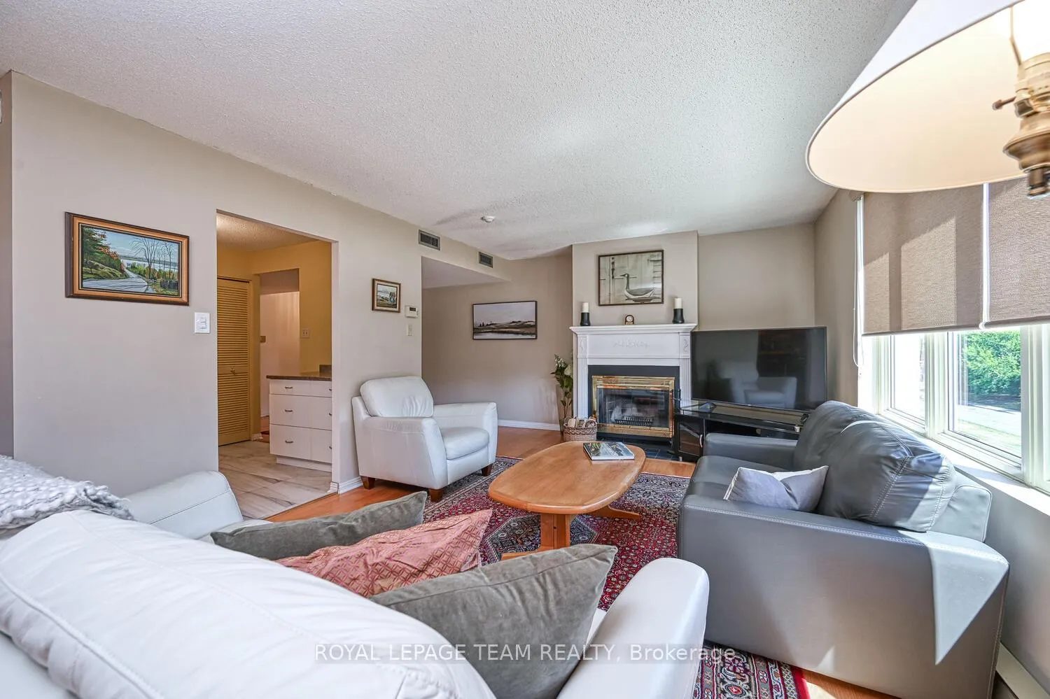 Photo 6 of Unit 403, 800 Mckellar Avenue, Ottawa, Carlingwood — HOMEH
