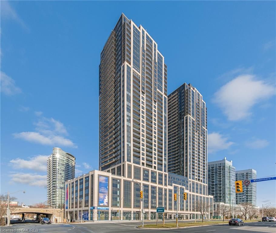 Front of Unit PH01, 1926 Lake Shore Boulevard W
