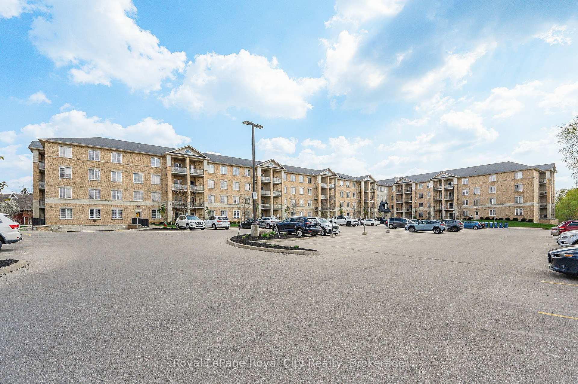 Photo 1 of Unit 219, 1077 Gordon Street, Guelph, Kortright West — HOMEH