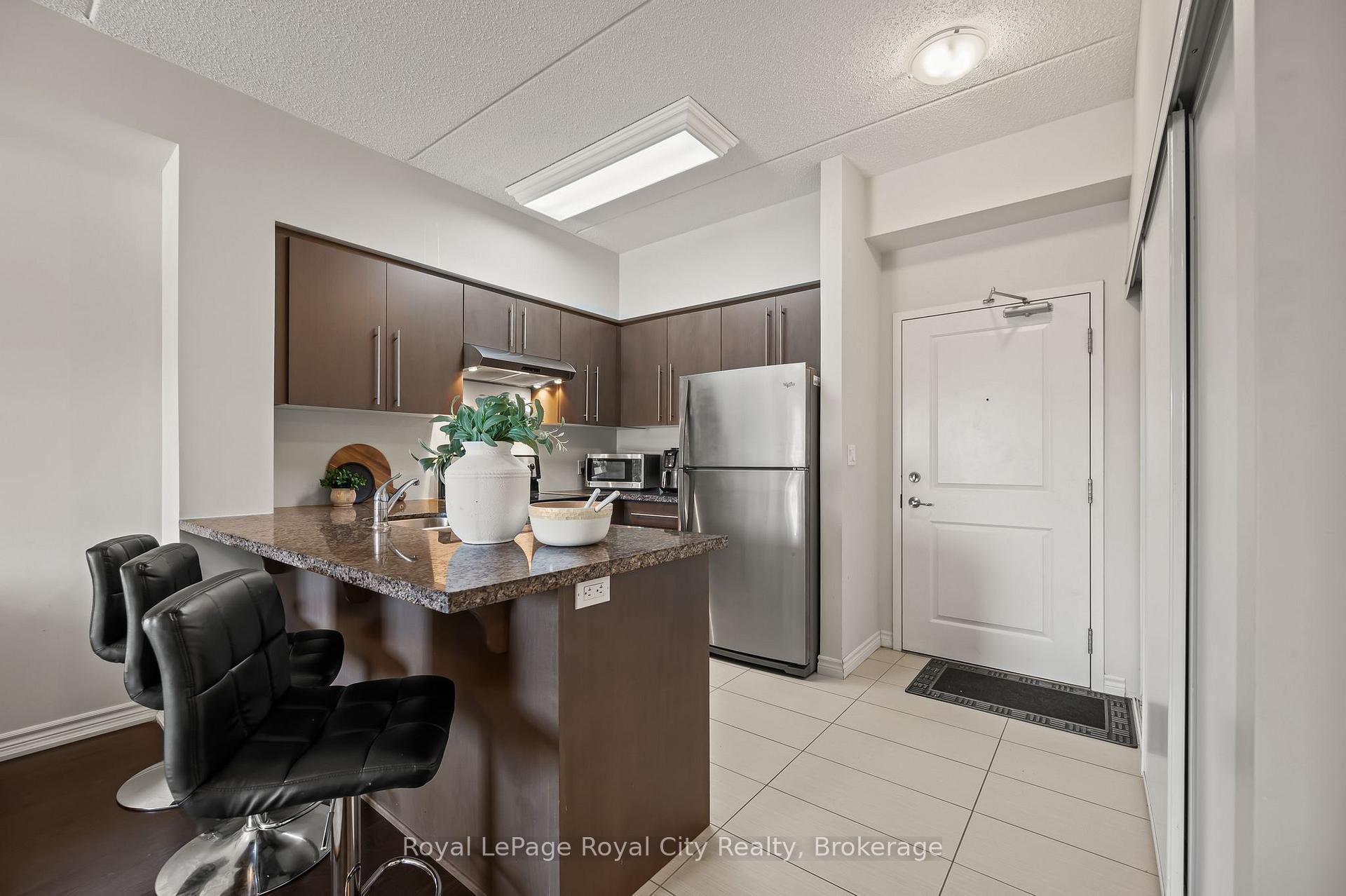 Photo 6 of Unit 219, 1077 Gordon Street, Guelph, Kortright West — HOMEH