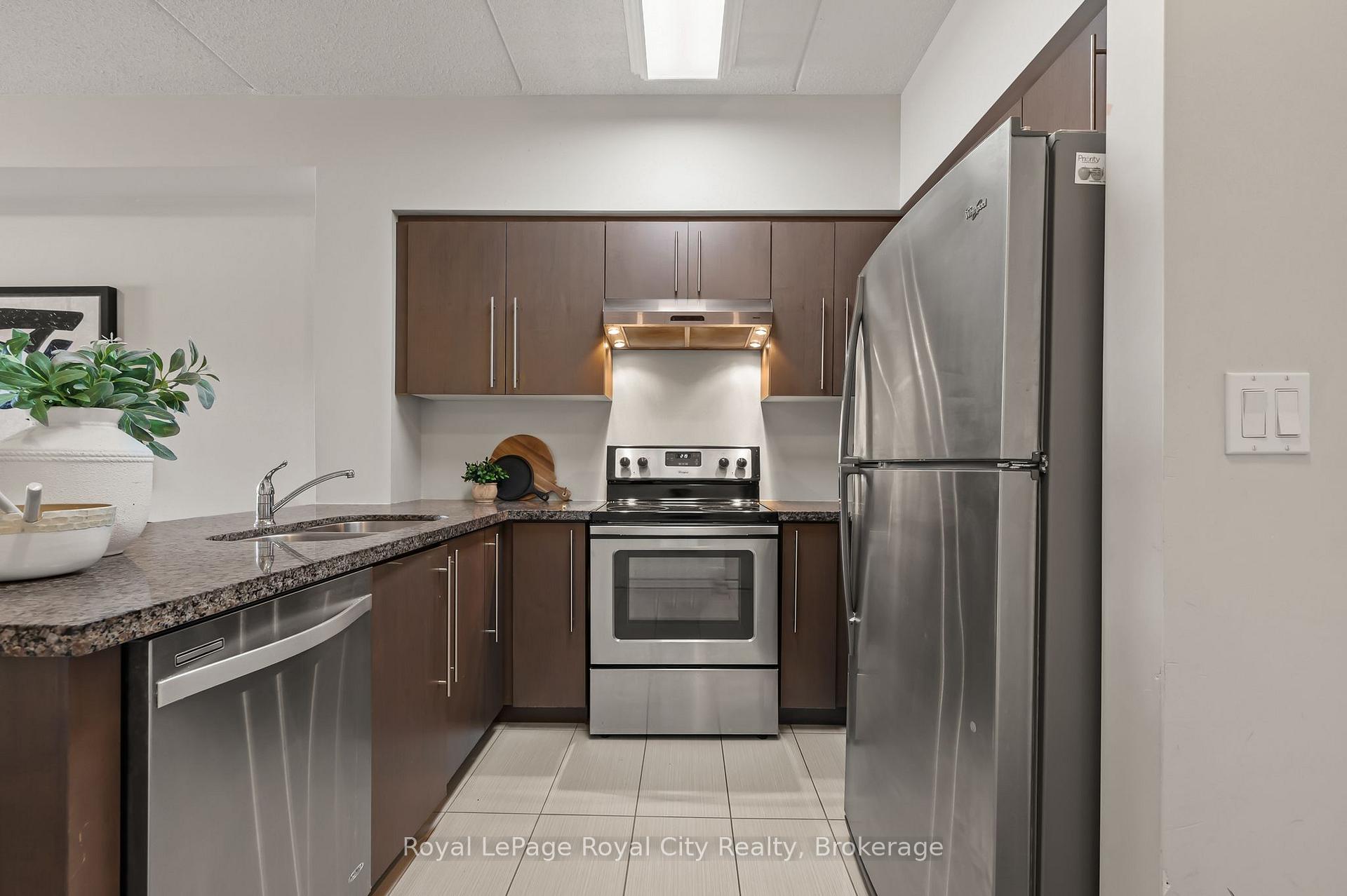 Photo 9 of Unit 219, 1077 Gordon Street, Guelph, Kortright West — HOMEH