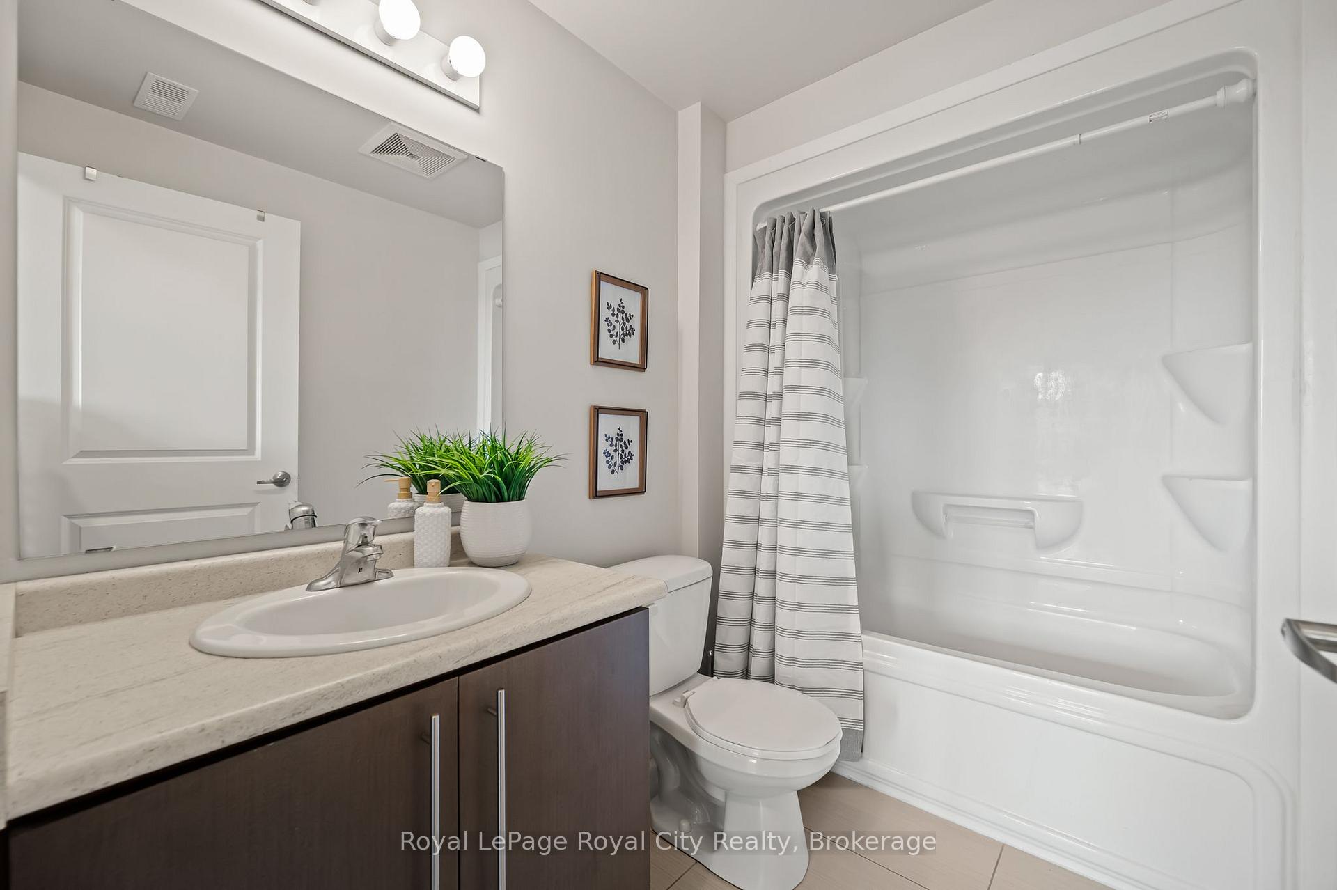 Photo 21 of Unit 219, 1077 Gordon Street, Guelph, Kortright West — HOMEH