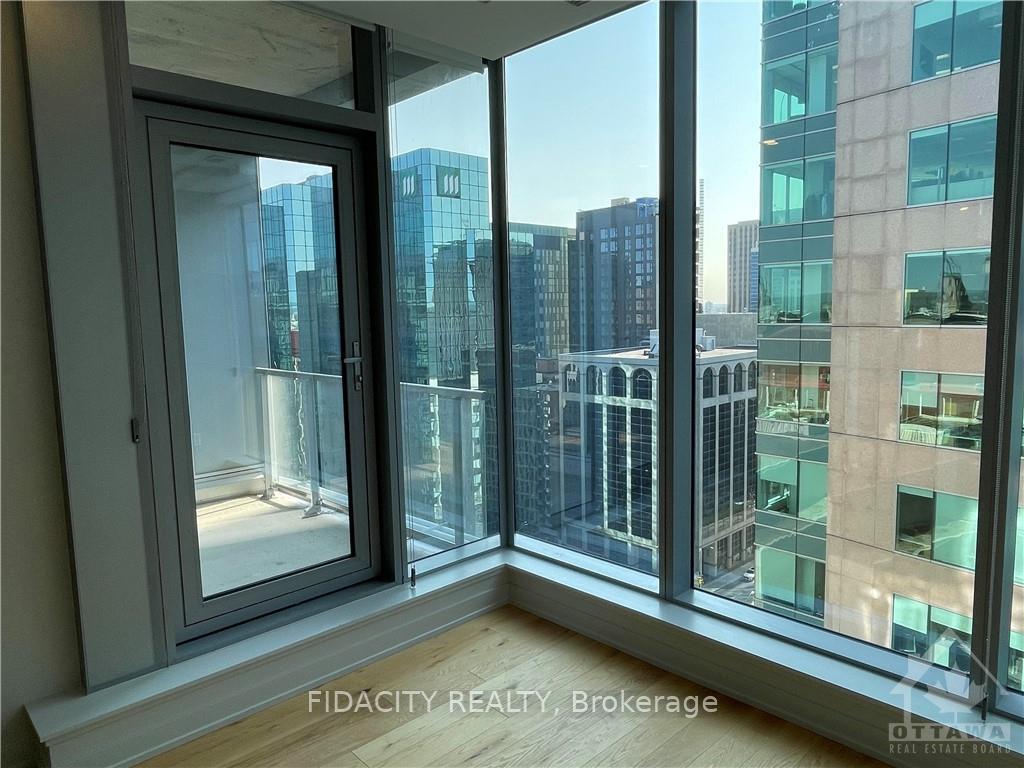 Photo 7 of Unit 1605, 101 Queen Street, Ottawa, Ottawa Centre — HOMEH