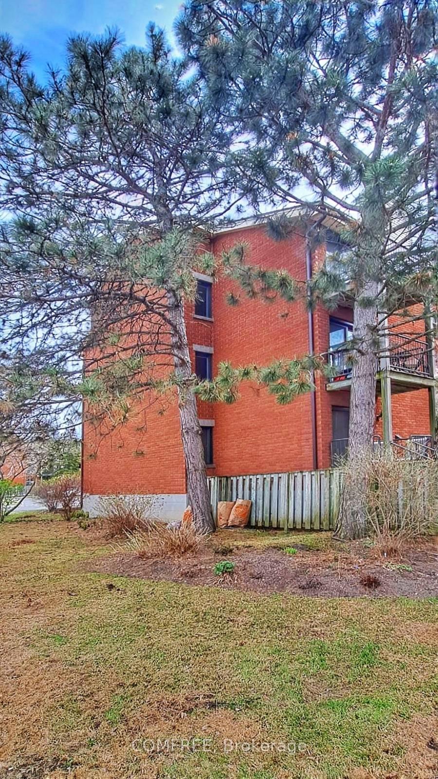 Photo 3 of 194 Alvin Road, Ottawa, Manor Park — HOMEH