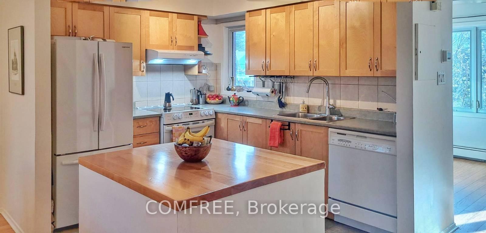 Photo 8 of 194 Alvin Road, Ottawa, Manor Park — HOMEH