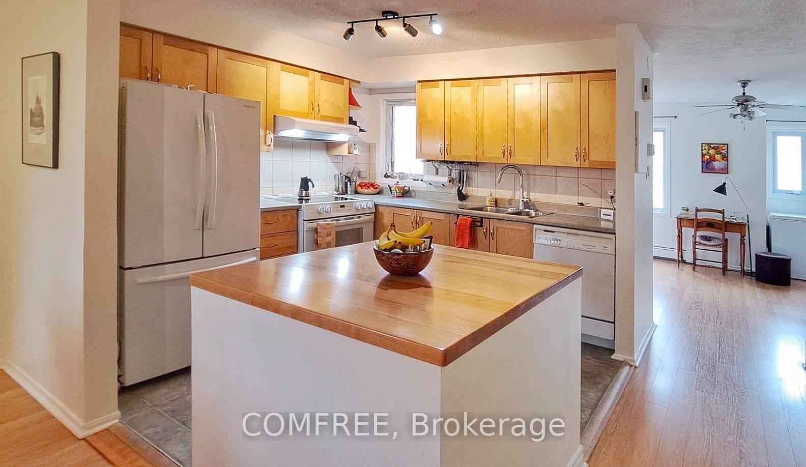 Photo 9 of 194 Alvin Road, Ottawa, Manor Park — HOMEH