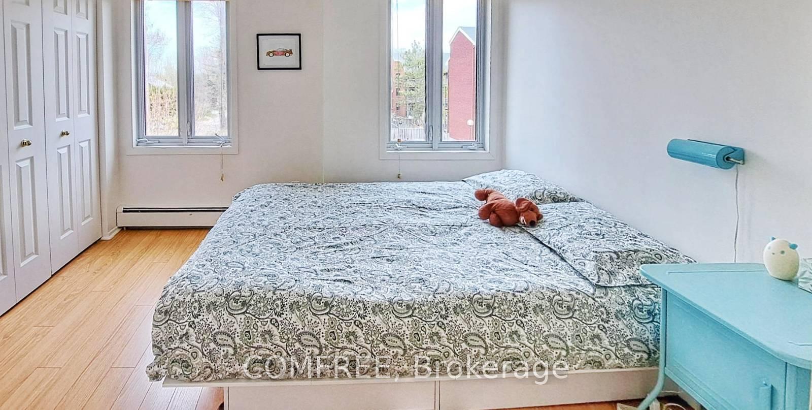 Photo 15 of 194 Alvin Road, Ottawa, Manor Park — HOMEH